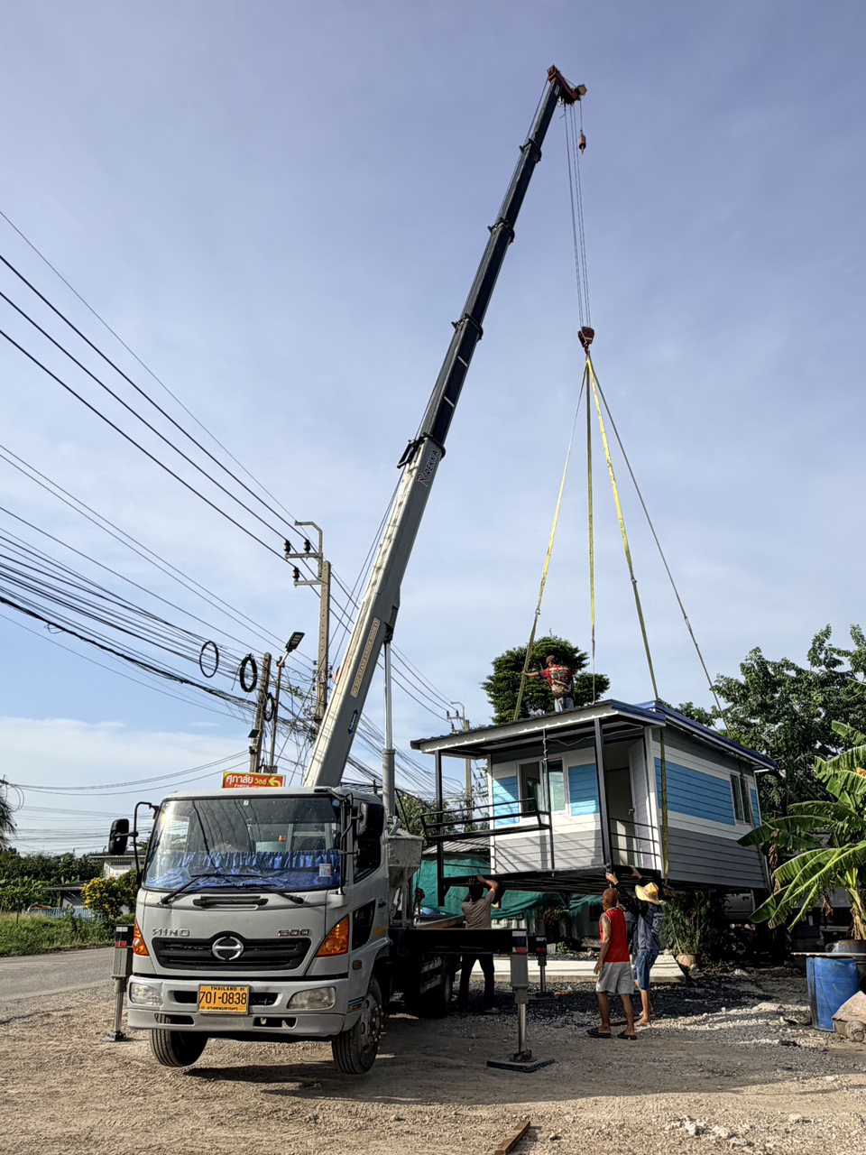 ปฎิมา เครน แอนด์ ทรานสปอร์ต บริการเช่ารถเครน 10-100 ตัน พร้อมคนขับ ประสบการณ์กว่า 16 ปี ดูหน้างานฟรี บริการ 24 ชม. ครอบคลุมกรุงเทพฯ ปริมณฑล และฉะเชิงเ [..]